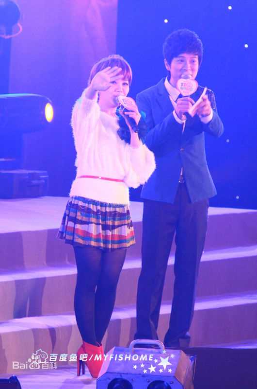 梁静茹(Fish Leong)2010.12.20 MusicRadio慈善演唱会素颜照壁纸