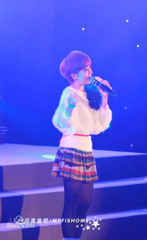 梁静茹(Fish Leong)2010.12.20 MusicRadio慈善演唱会素颜照壁纸