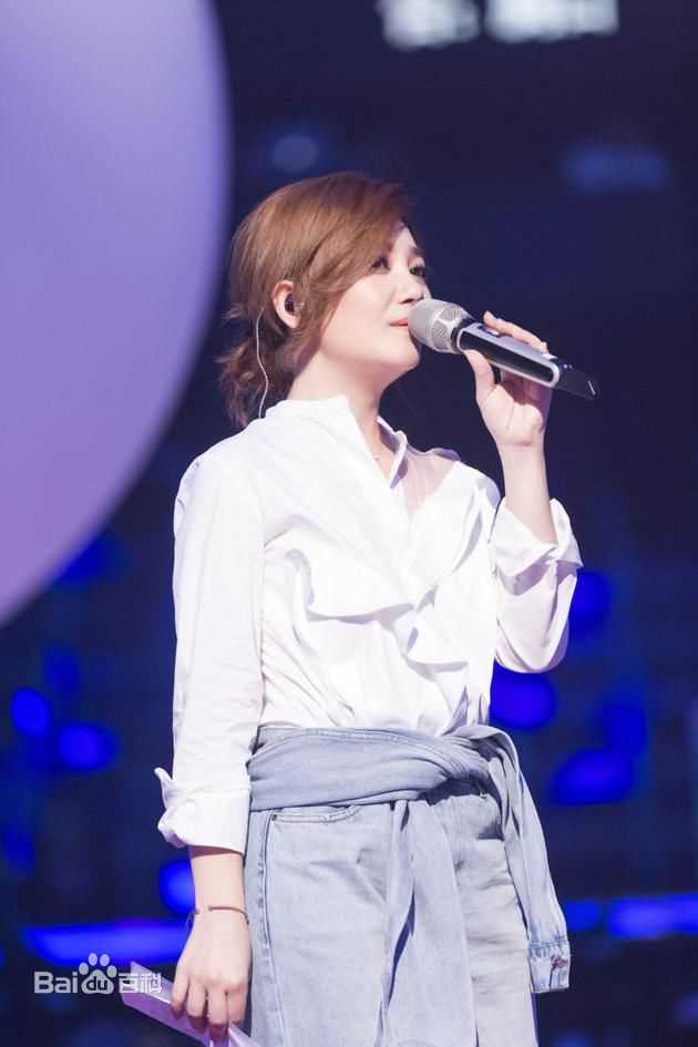 高清梁静茹(Fish Leong)在《我想和你唱第三季》中的图集