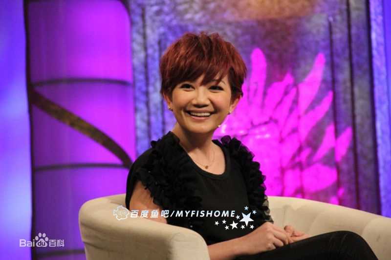 梁静茹(Fish Leong)2011.4.24 鲁豫有约前后照片