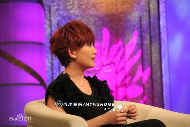 梁静茹(Fish Leong)2011.4.24 鲁豫有约前后照片