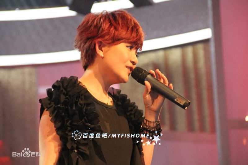 梁静茹(Fish Leong)2011.4.24 鲁豫有约前后照片