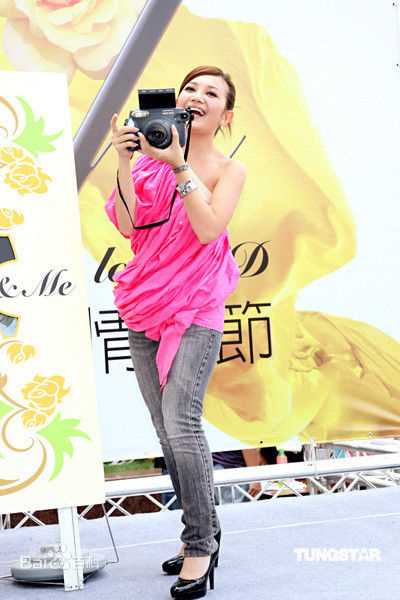 精选梁静茹(Fish Leong)精彩图册1