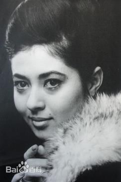 鰐淵晴子(わにぶち　はるこ)早期的晴子素颜照相册