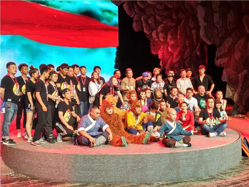 高清冯俊杰图片