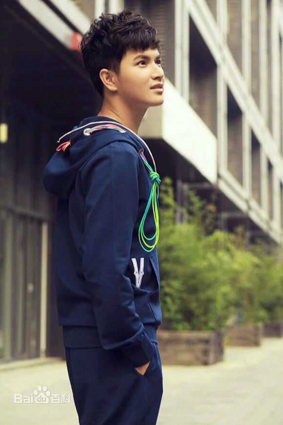 最新陈炳强壁纸