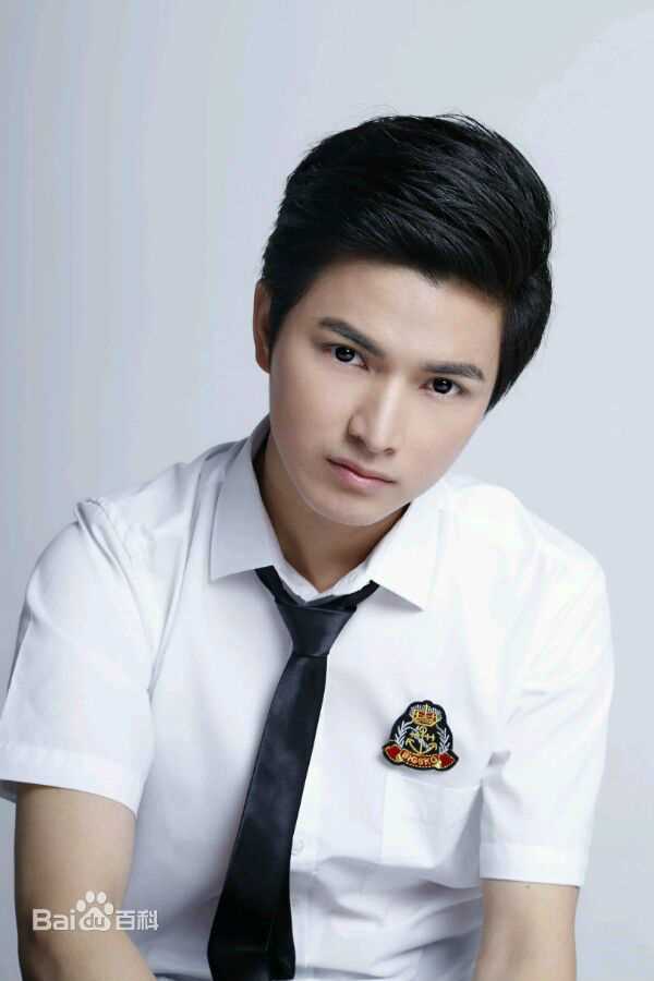 最新陈炳强壁纸