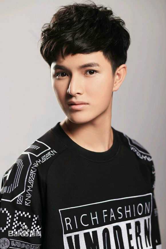 最新陈炳强壁纸