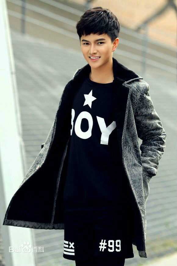 最新陈炳强壁纸