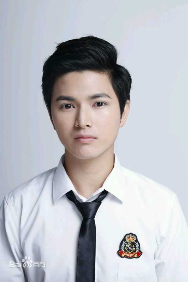 最新陈炳强壁纸