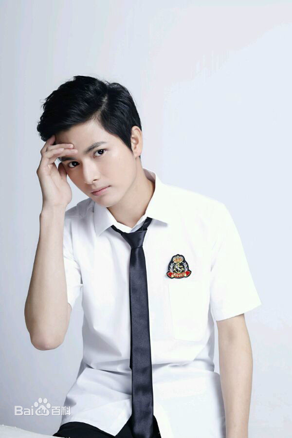 最新陈炳强壁纸