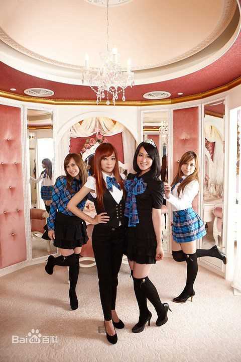 詹子晴(Yako)活动素颜照壁纸