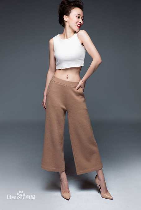 仇佩佩图片素颜照相册