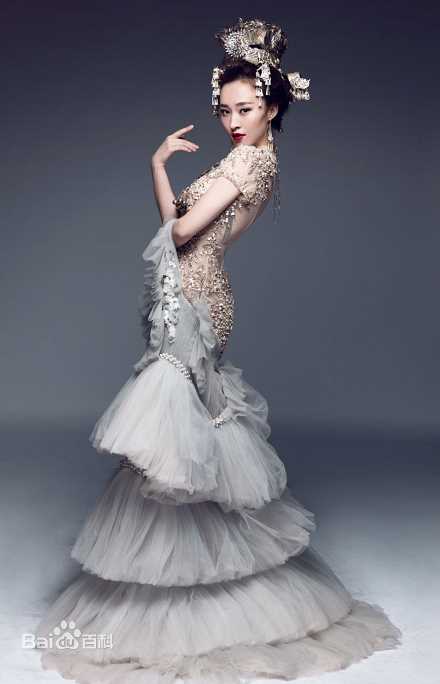 仇佩佩图片素颜照相册