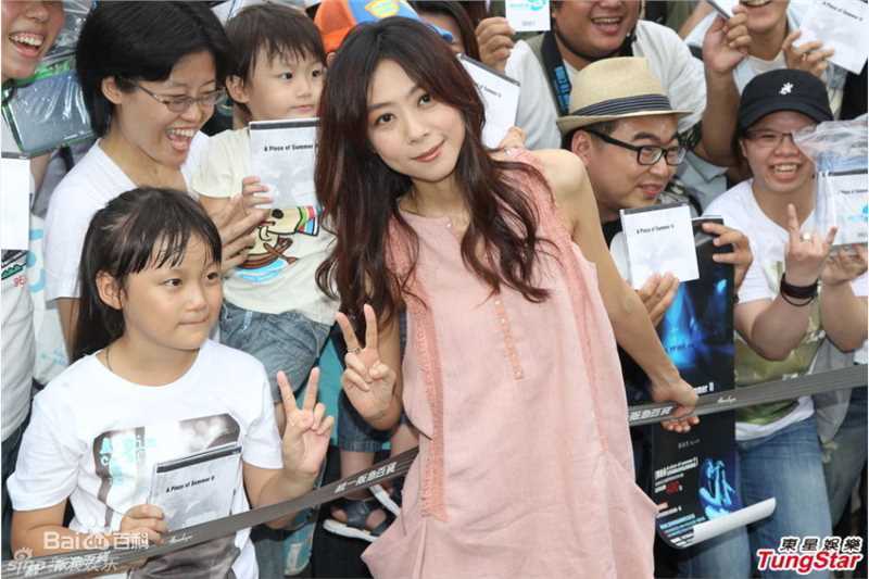 最新陈绮贞(Cheer)精彩图册