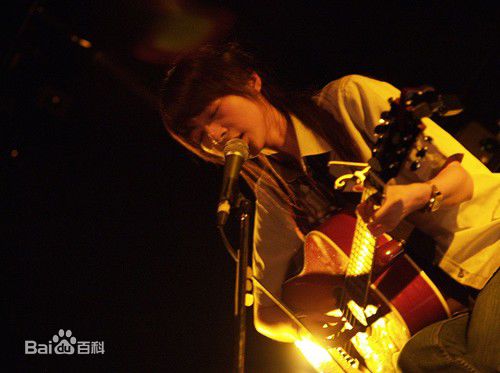 陈绮贞(Cheer)2006年11月17日the wall演唱会前后照片