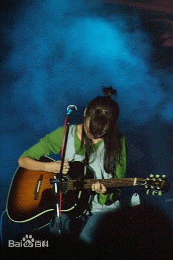 陈绮贞(Cheer)清华大学校庆图册