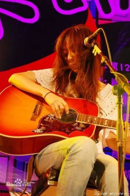 陈绮贞(Cheer)2011年南台科大图册