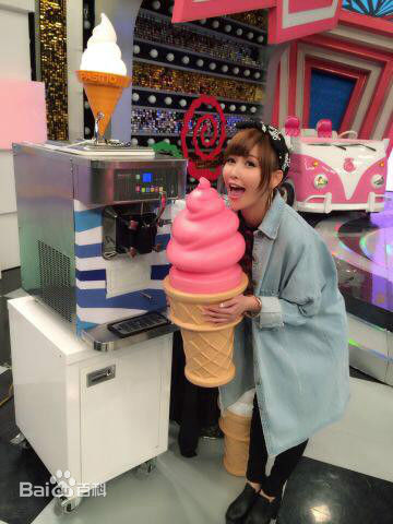 最新简恺乐(Butterfly Chien)在《娱乐百分百》幕后花絮中的图集