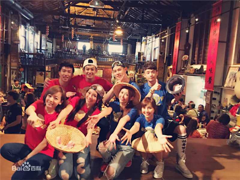 最新简恺乐(Butterfly Chien)在《娱乐百分百》幕后花絮中的图集