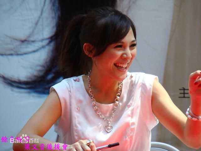 梁文音(Rachel)成长经历性感图片图集