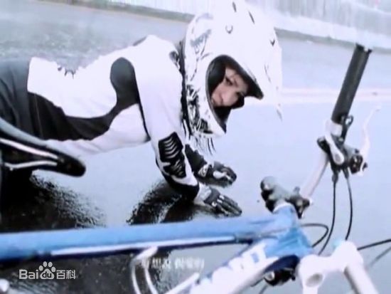 梁文音(Rachel)MV爱一直存在图片图集