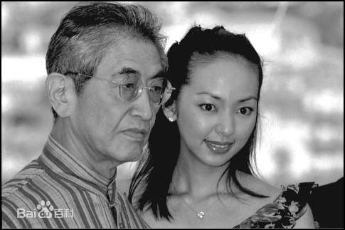 大岛渚(Nagisa Oshima)生活照壁纸壁纸