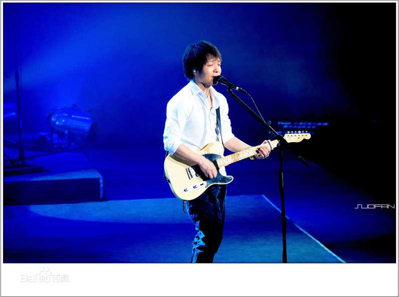 许巍演唱会图册