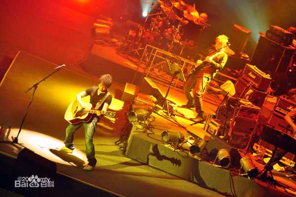 许巍演唱会图册