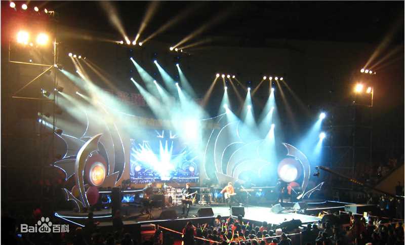 许巍星光璀璨耀客都素颜照相册