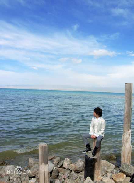 许巍生活中的生活照