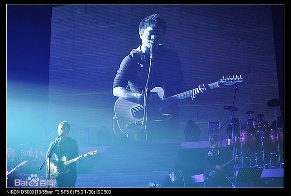 最优质许巍在2009年《今天》杭州演唱会中的相册