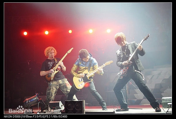 最优质许巍在2009年《今天》杭州演唱会中的相册