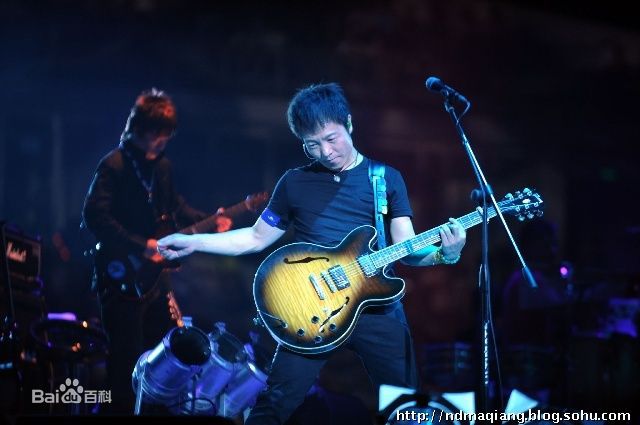 最优质许巍在2009年《今天》杭州演唱会中的相册