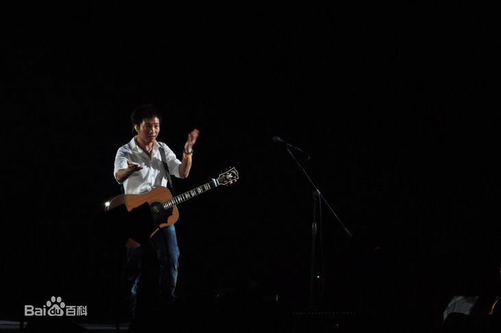 最优质许巍在2009年《今天》杭州演唱会中的相册