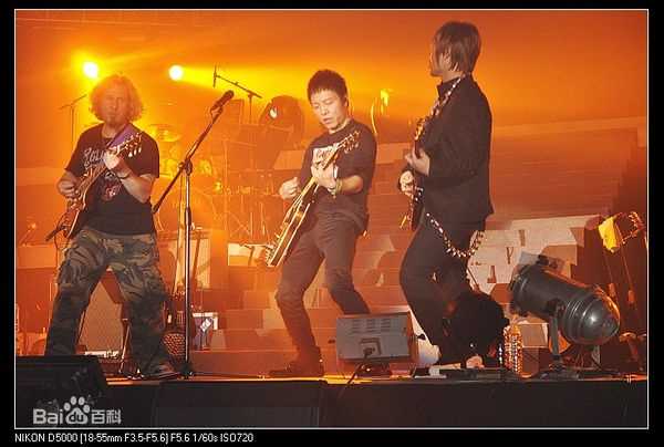 最优质许巍在2009年《今天》杭州演唱会中的相册