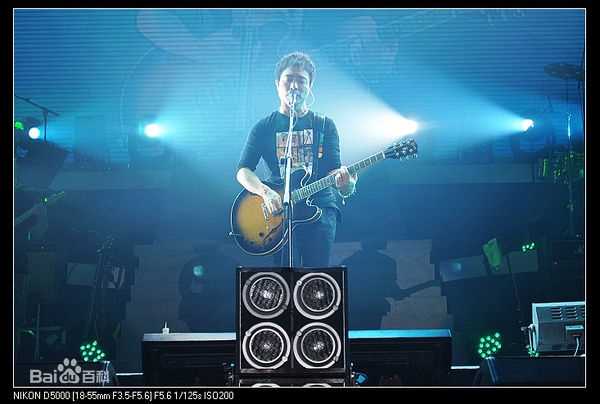 最优质许巍在2009年《今天》杭州演唱会中的相册