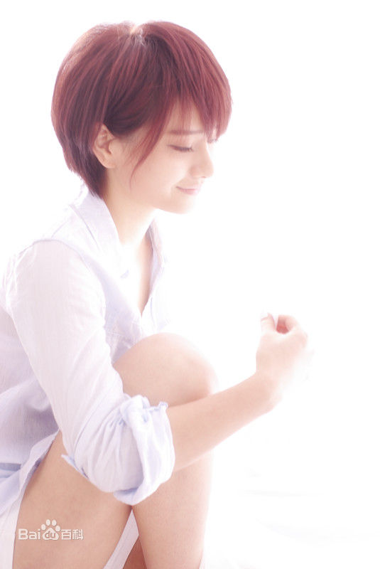 高清易易紫(Niki)图片