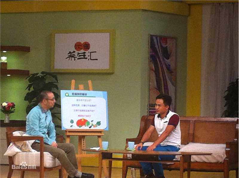 王旭峰节目性感图片壁纸