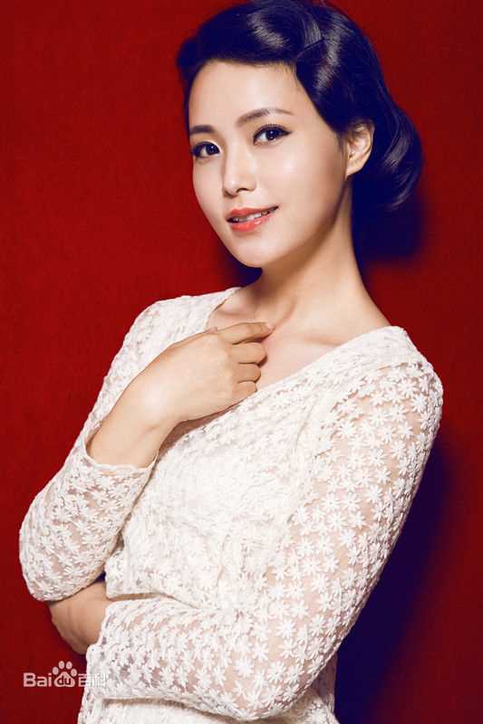 彭婧(Peng Jing)生活照前后照片