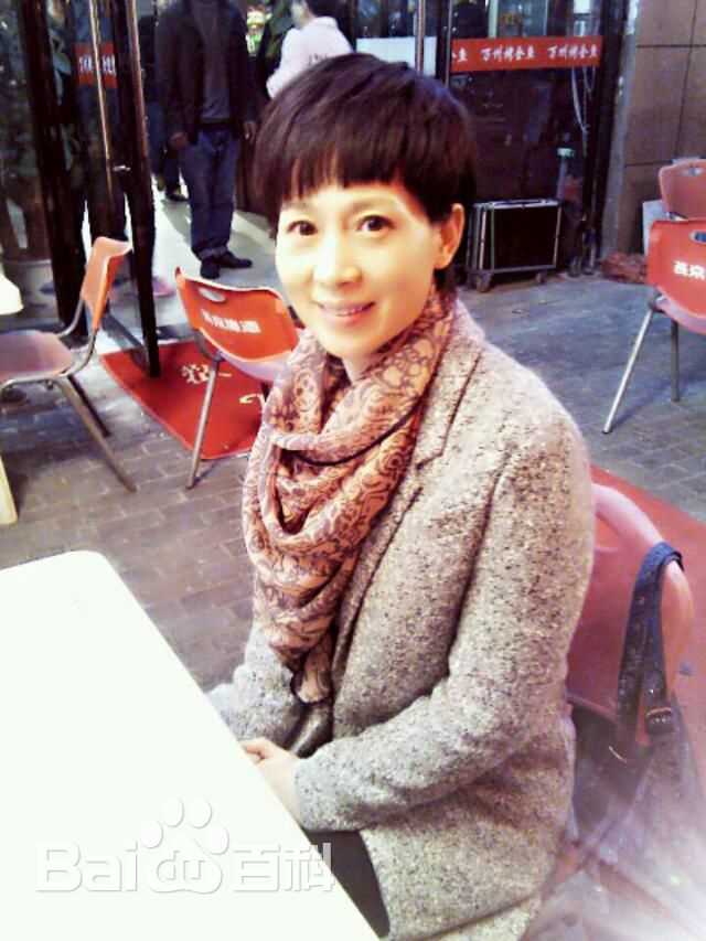 钱洁《产科医生》高清剧照