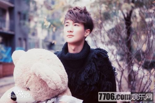 高清丁祥威图片