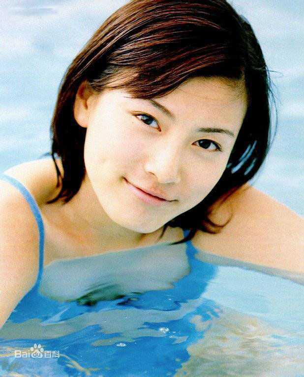 加藤爱(加藤あい（Ai Kato、かとう あい）)照