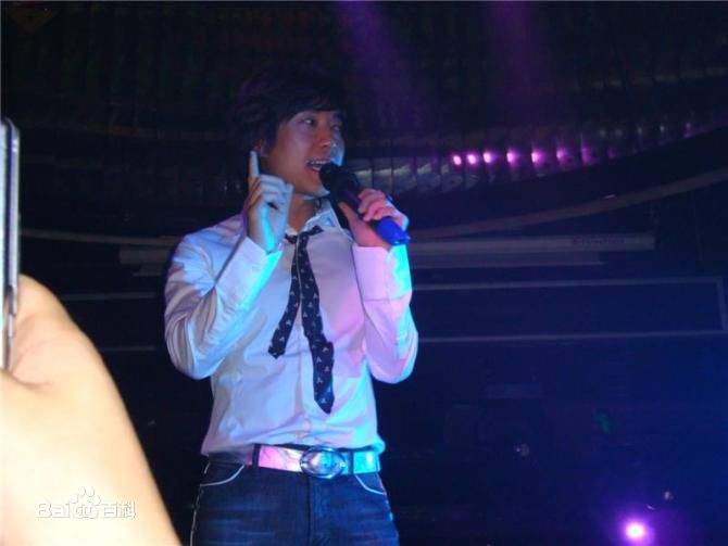 邰正宵(Samuel Tai)演出活动照生活照相册