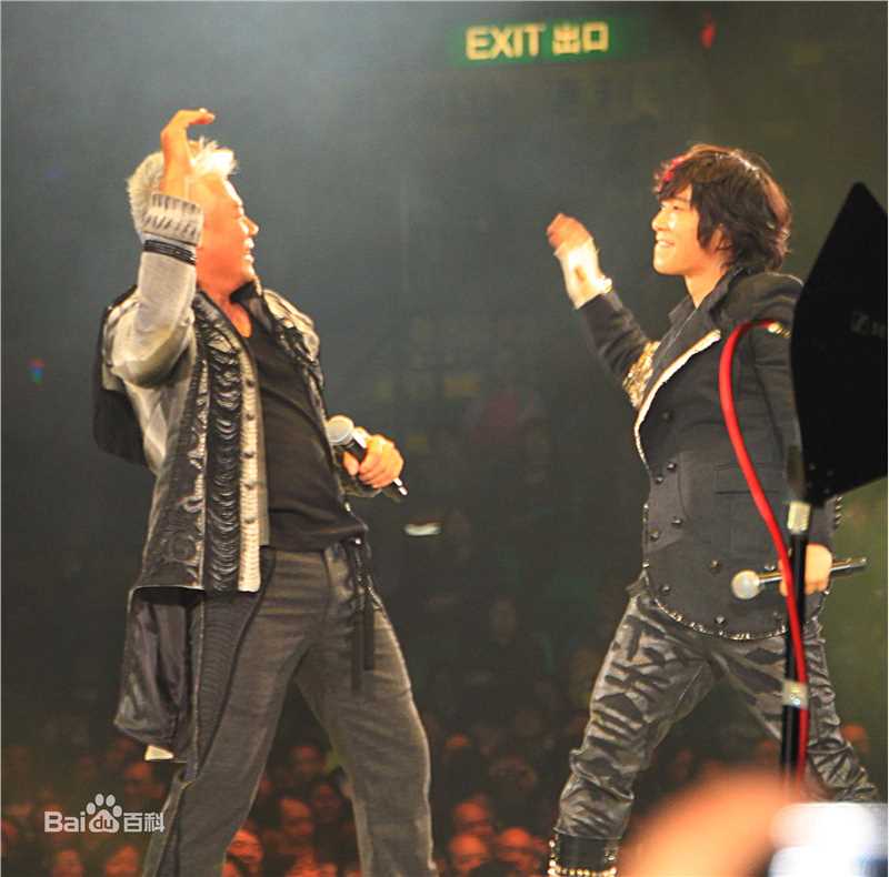 邰正宵(Samuel Tai)2011爱在燃烧的日子红馆演唱会前后照片