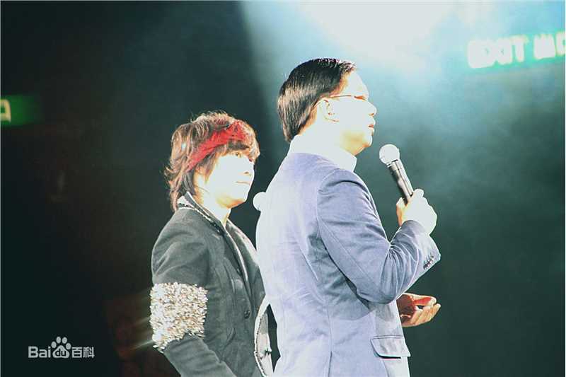 邰正宵(Samuel Tai)2011爱在燃烧的日子红馆演唱会前后照片