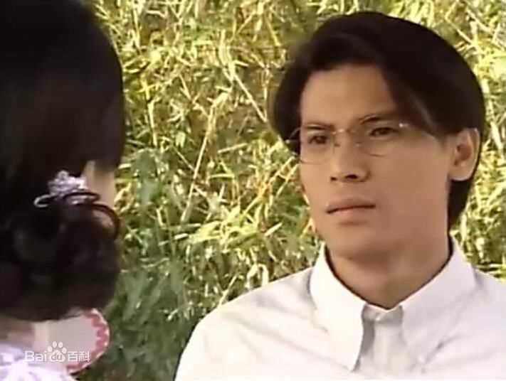 巫奇(Allan Moo)饰演的杨学轩2前后照片