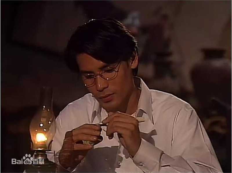 巫奇(Allan Moo)饰演的杨学轩2前后照片