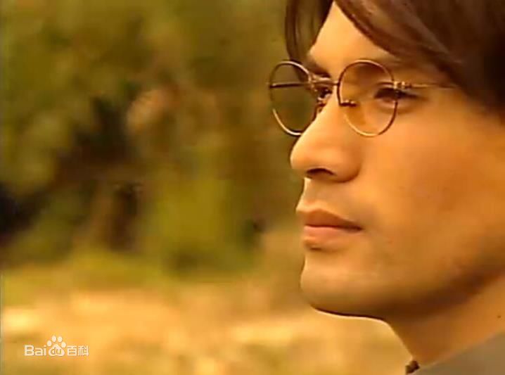 巫奇(Allan Moo)饰演的杨学轩2前后照片