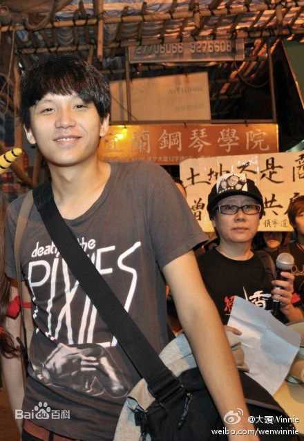 精选卢镇业(Siuyea Lo)精彩图册